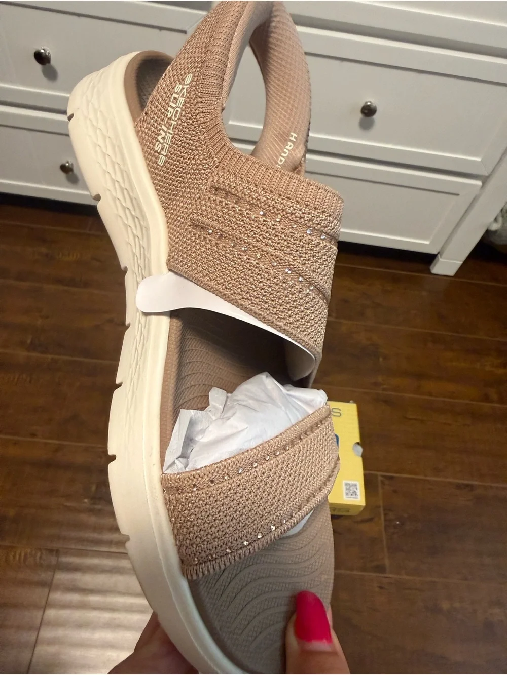 NWT Skechers Open-Toe Knit Strap Sandals in  Taupe with Crystals